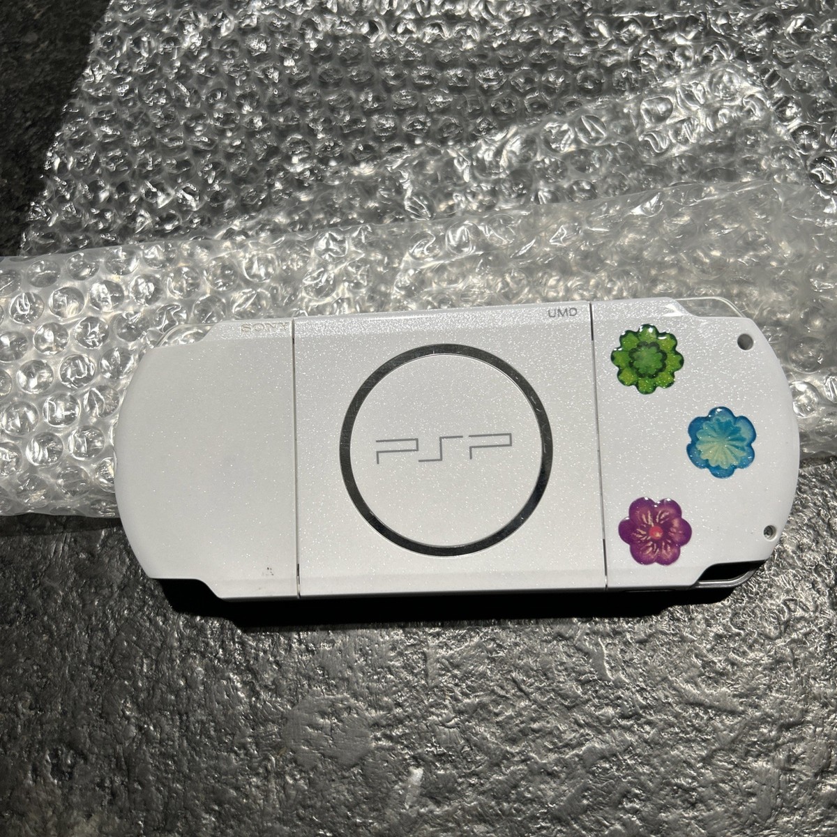 Sony PSP-3001 Handheld System Pearl White Tested Working no memory