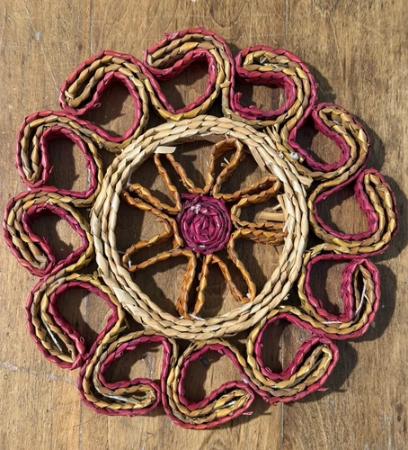 Colorful Woven Round Trivets Kitchen Raffia Hot Pads Wall Vintage Boho Set of 5 image 11