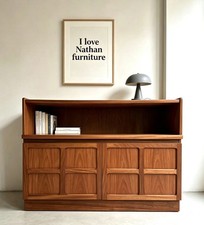 NATHAN SQUARES VINTAGE RETRO TEAK SIDEBOARD TV MEDIA VINYL RECORD UNIT CUPBOARD