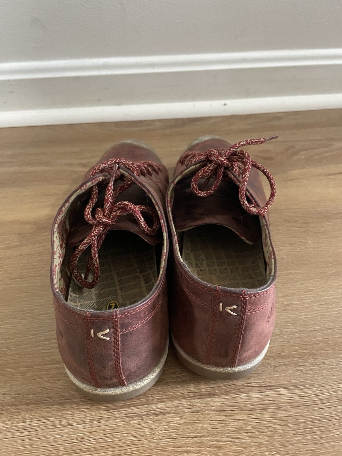 Scarpe da trekking Keen sneakers da donna US 10 5 in pelle marrone con lacci