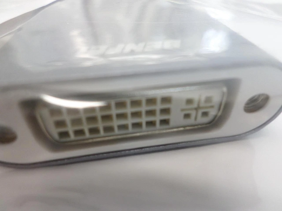 Benfei X0025UYJ3D B_US_164grey USB Type C(Thunderbolt 3) to DVI Adapter  Lot x23 - Image 4 of 4