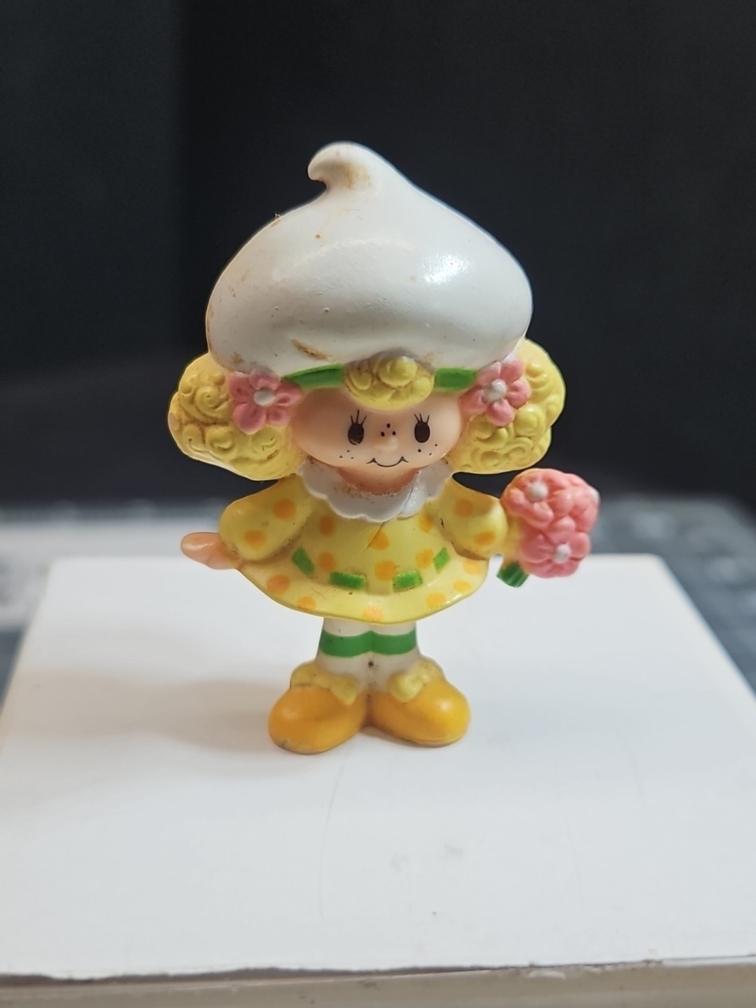 Strawberry Shortcake Strawberry land Minis Lemon Meringue Vintage 1980s GUC 2
