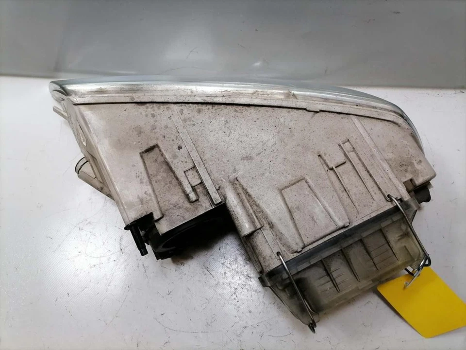 Skoda Octavia 2 original Scheinwerfer vorn rechts Halogen Bj.2005  - Bild 2 von 4