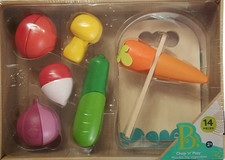 B Toys CHOP  PLAY 14 Pc Set Wooden Pretend Chopping Vegetables Play Cook Toy 2 