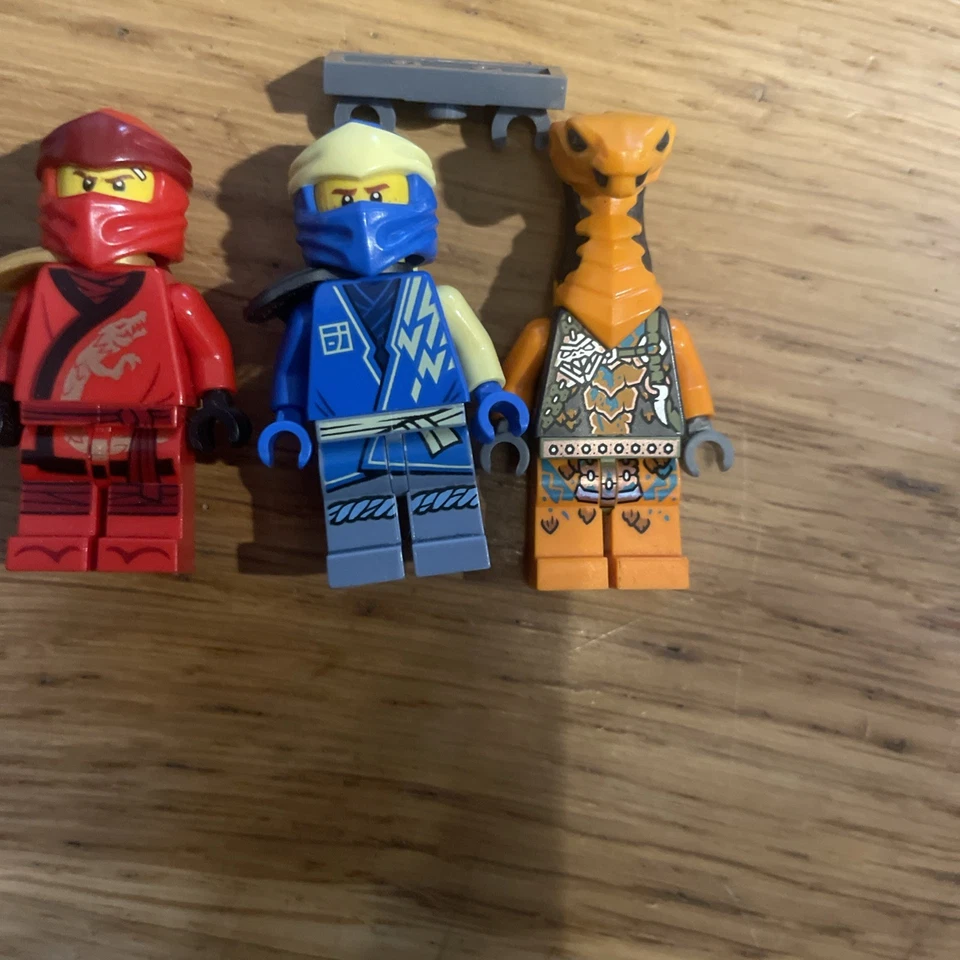 LEGO Ninjago 71760 Jay's Thunder Dragon EVO, photo 2 of 2