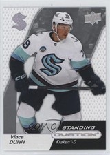 2023-24 Upper Deck Ovation Standing Ovation 213/500 Vince Dunn #82 1kx2