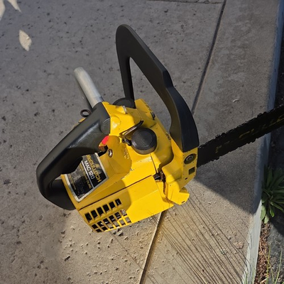 #ad Vintage McCulloch Mac 110 Chainsaw W 10quot; Bar Mini Mac $150.00