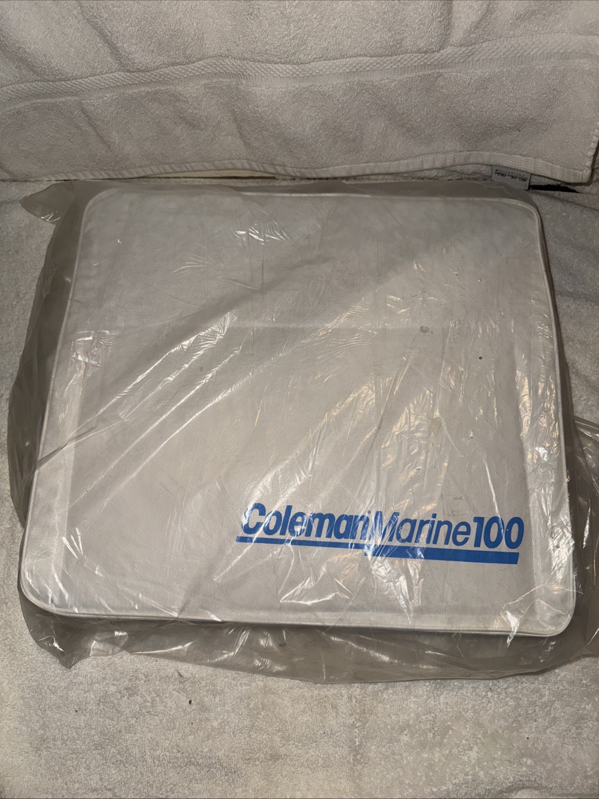 Cushion Boat Seat Uv Protection Marine ~ 15.5&rdquo; X 17&ldquo; Grade Deal
