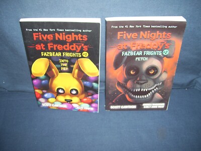 Five nights at Freddy's Fazbear Frights #1 & #2 Scott Cawthon Used Softcover