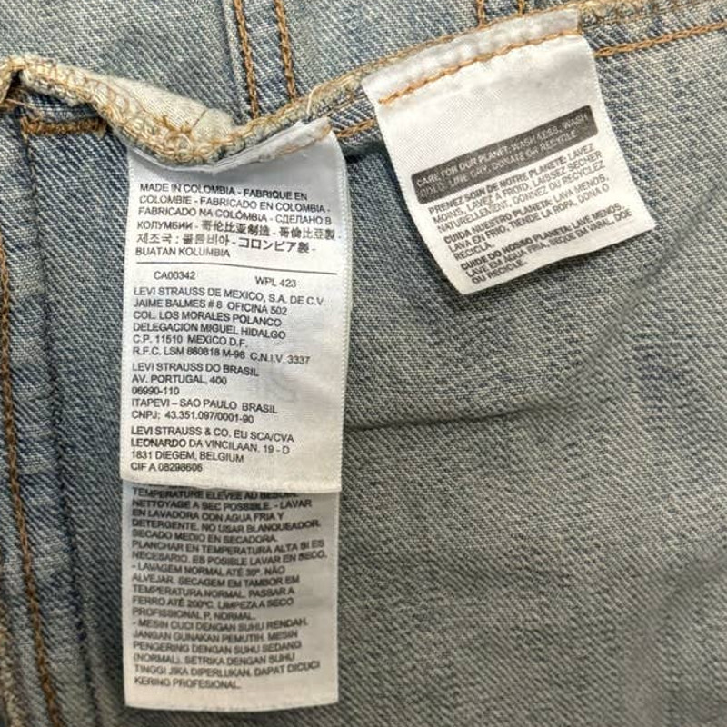 Levi Strauss Collared Button Down Denim Jacket Bl… - image 12