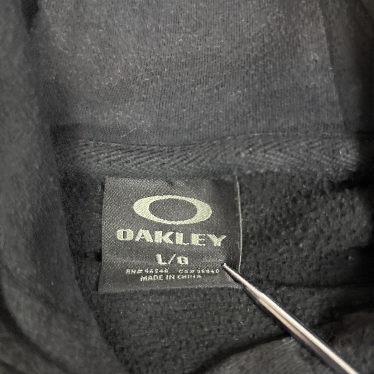 Vintage Oakley Hoodie Mens L Black Sweatshirt Big Center Vintage Oakley Hoodie Mens L Black Sweatshirt Big Center