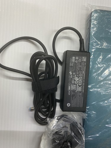HP 15-ef2002ds Laptop Touch Screen. 15.6 inches AMD Ryzen 3 5300U With Radeon - Picture 9 of 12