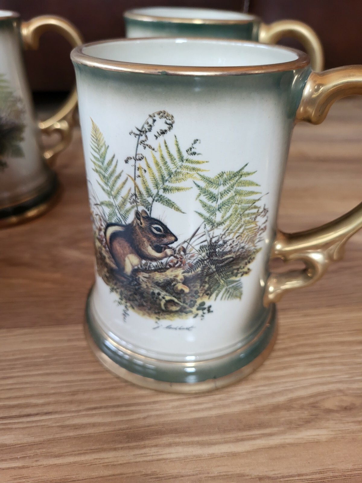 Vintage 1976 Creations Jim Beam Litho James Lockhart Squirrel Decanter & Mugs