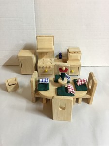 ryans room doll house