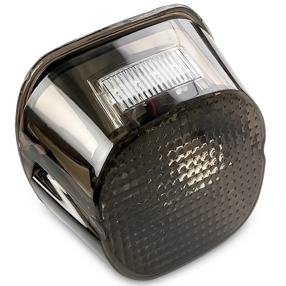 Luz trasera LED de humo para Harley Davidson Street Glide 2006 EFI - FLHXI Foto 2 de 4