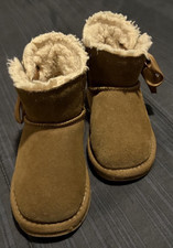 PAWZ by BEARPAW Girls Brown Suede Faux Fur Lined Bow Ankle Bootie US 11