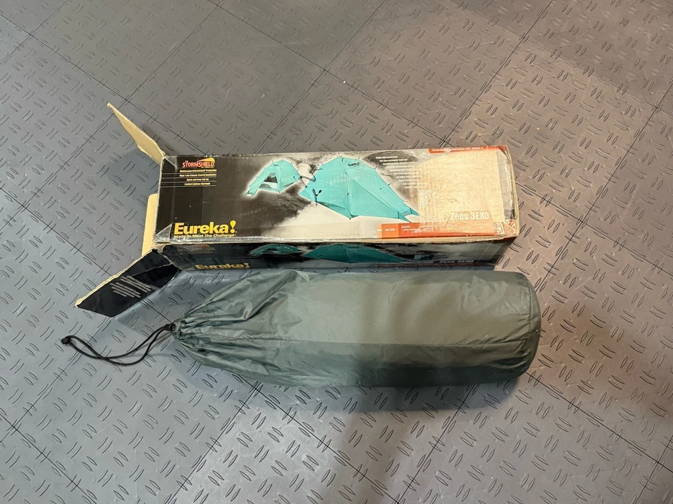 Tienda de campaña verde ligera Eureka Zeus 3EXO 3 temporadas 3 personas Foto 2 de 4