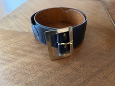 Ceinture en cuir pour femme de couleur bleu marine