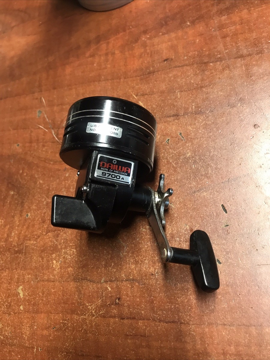 best hooks for flounder fishing THIS Is The Best Live Bait For Flounder Fishing