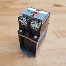 Allen Bradley 700DC-P400Z24 Series D, Relay - USED