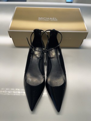 Michael Kors $120 Size 8 Black Lisa Flex Kitten Pump Patent Leather