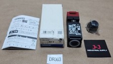 *NEW* Omron D4NS-4CF-NPT Safety Interlock Door Switch 240Vac 250Vdc + Warranty!