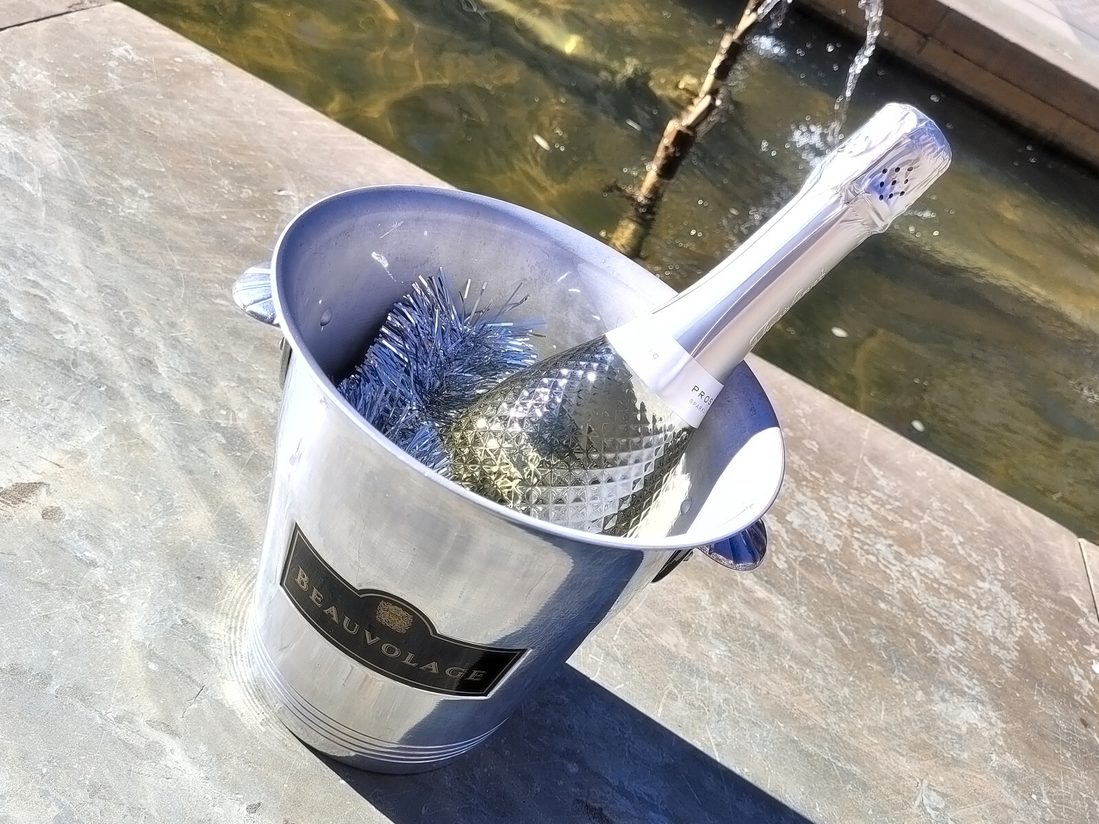 Champanera francesa Beauvolage - Beauvolage French champagne bottle