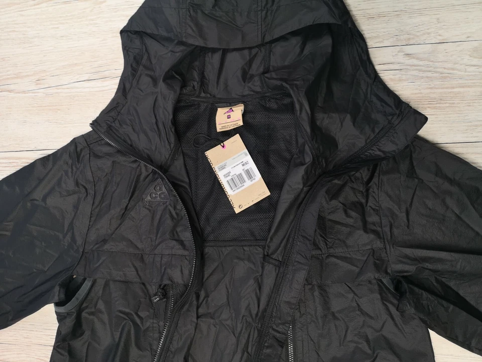 NIKE WOMEN'S NRG ACG HOODED WINDRUNNER JACKET Size XS EXTRA SMALL CD7640 010 - Image 3 of 4