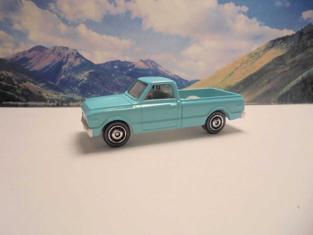 1968 CHEVY C10    2024 Matchbox Series    Aqua