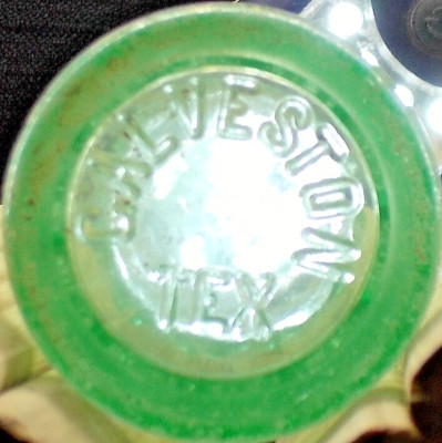 COCA-COLA * Coke *** 6 oz Pat D-105529 Bottle *** GALVESTON , TEXAS  ** Embossed