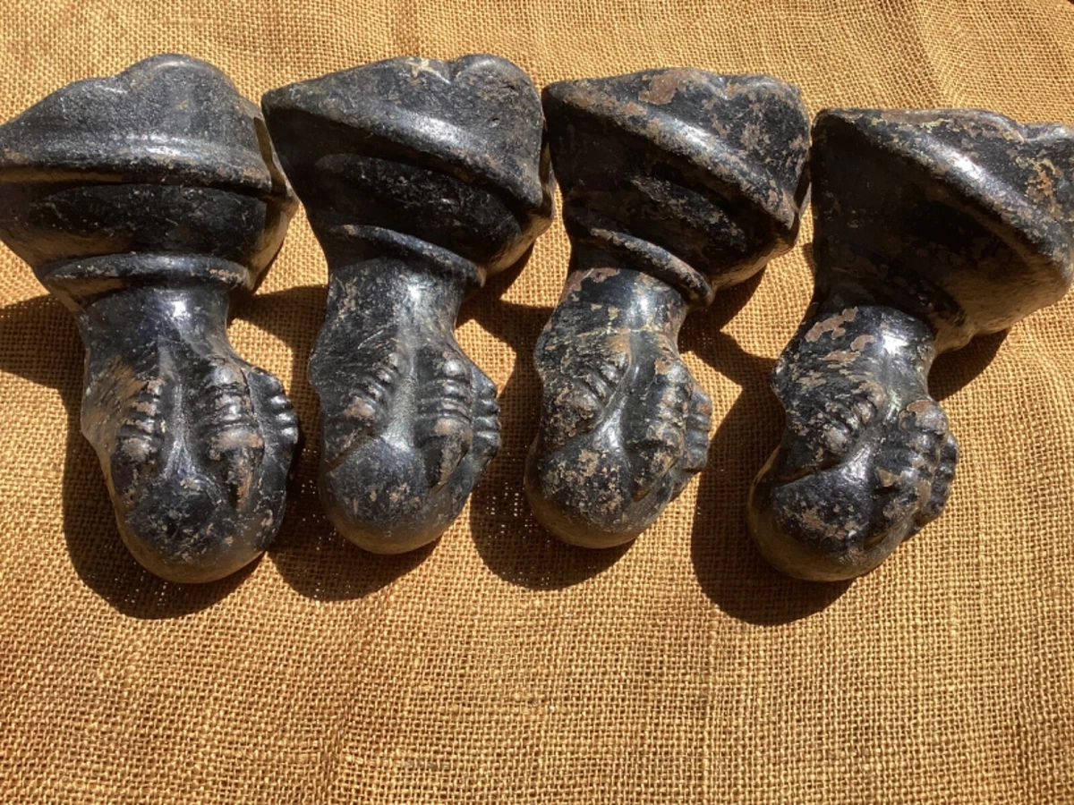 Iron claw feet online