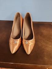 Ladies Very Fine Smooth Shoes Size 9.5