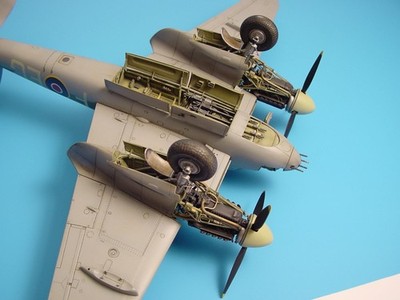 Aires 4152 - 1:48 Mosquito FB Mk.VI Bombenschächte - Neu