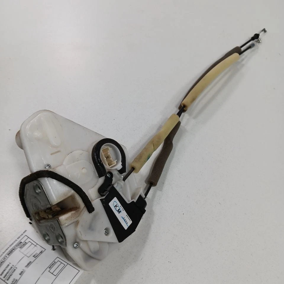 Toyota Yaris Door Latch Lock Left Driver Front 2020 2019 2018 2017 2016 - Image 2 of 4