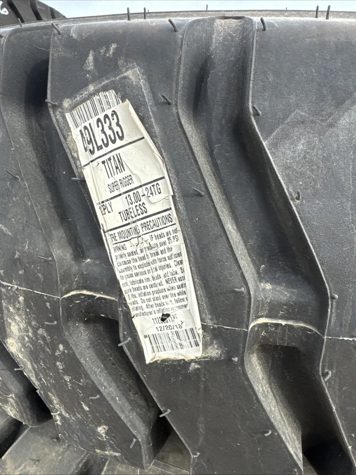 Set of 4 13.00-24 Telehandler Tires 10 Lug Titan Super Rigger E3 24x9.00 Rim New - Image 2 of 4