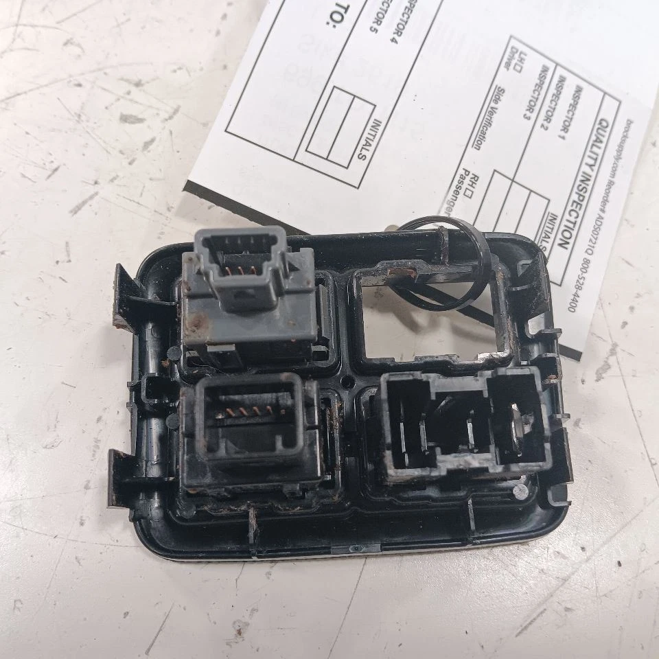 Interruptores de modo Toyota Prius C EV ECO 2017 2016 2015 2014 2013 - Imagem 2 de 4