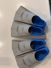 2 Pair Of Speedo Swim Flippers Grey  Blue