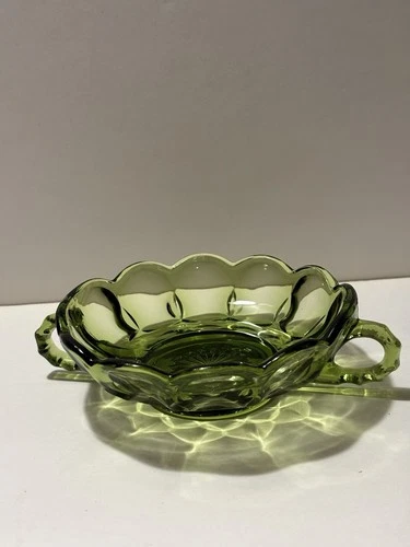 VTG Anchor Hocking Fairfield Avocado Green Glass 2-handled Candy Dish Bowl