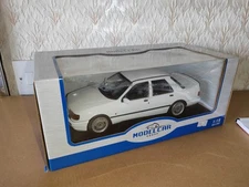 1/18 Boxed Model Model Car Group Mcg18172 Sierra Cosworth