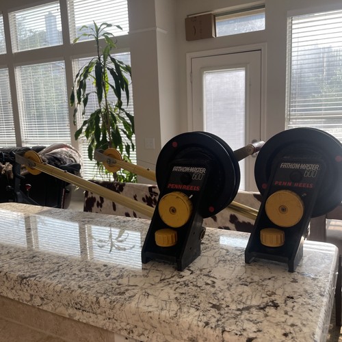 2 PENN Reels Fathom Master 600 Downriggers