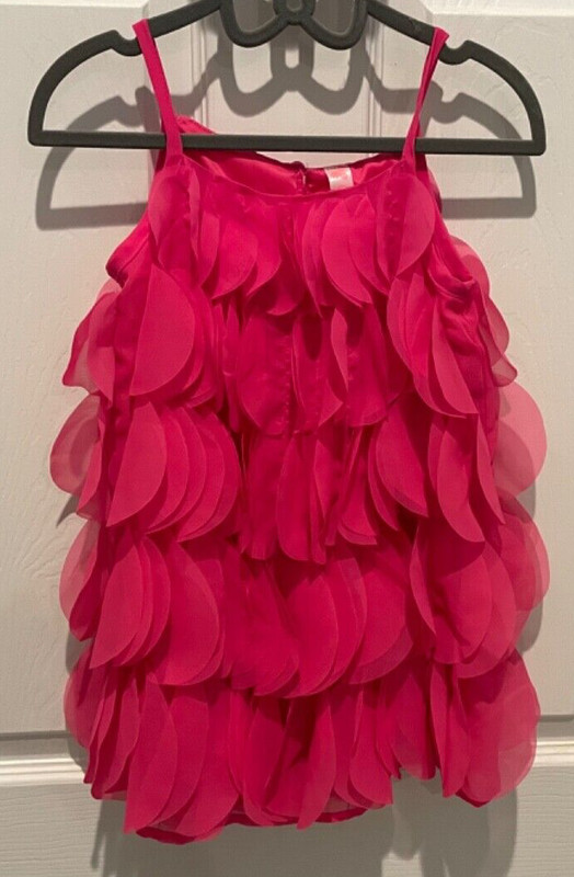 Pink 3D circle dress girls 4T perfect for your little Barbie fan girl!