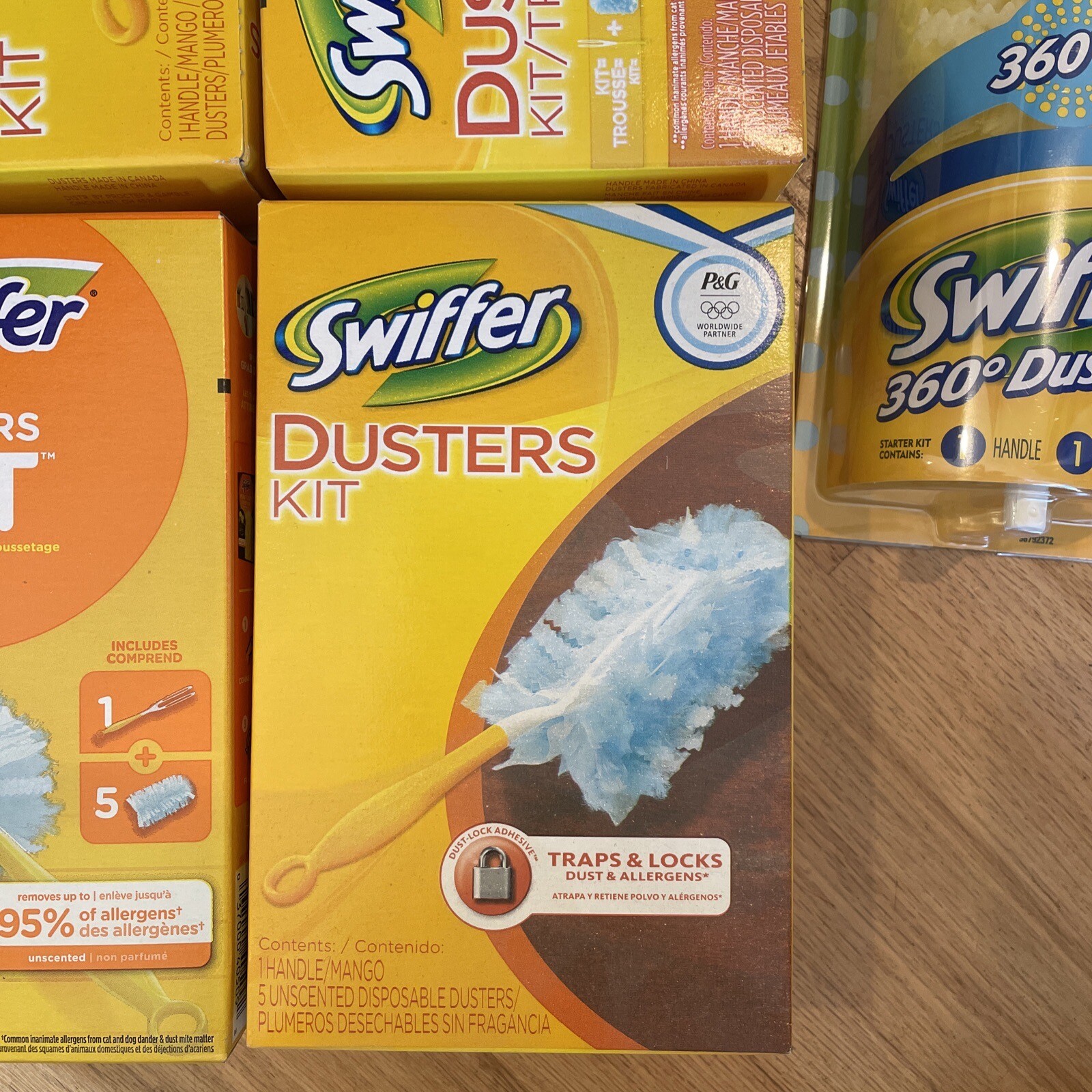 4 Of Swiffer Duster Short Handle Starter Kit, 1 Handle, 5 Dusters + Swiffer 360