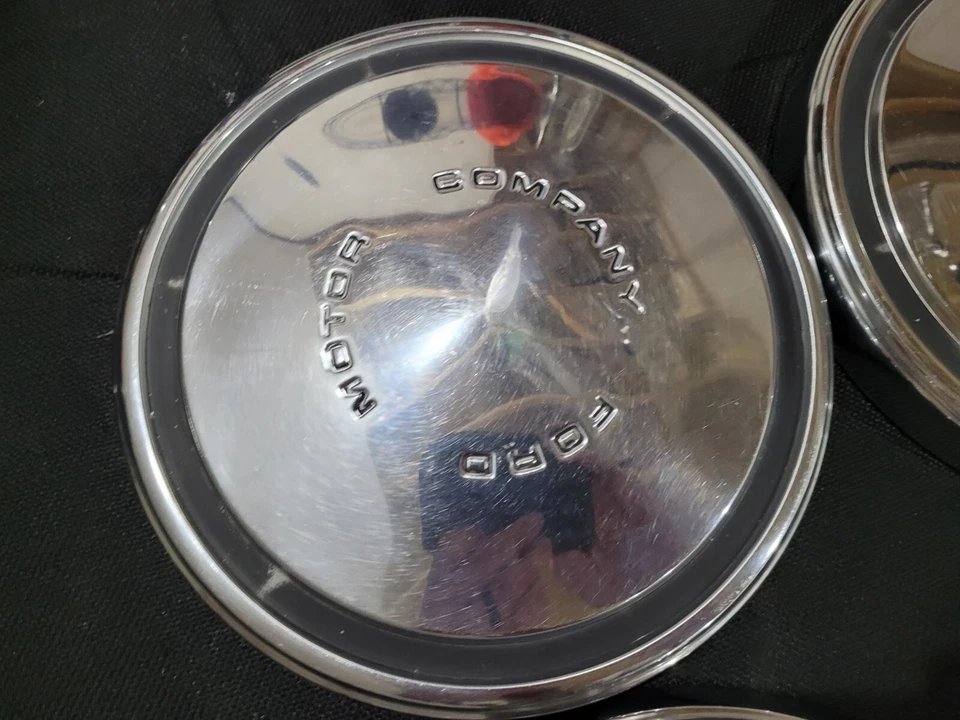  Ford Mustang Torino 1968 1970 camioneta pickup plato para perros pobreza tapacubos 10 1/2" Foto 3 de 4