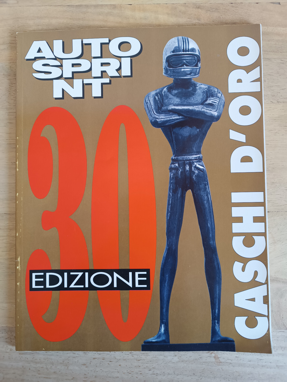 Foto 1 di 3