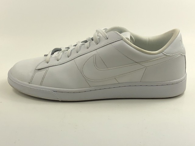 nike tennis classic cs
