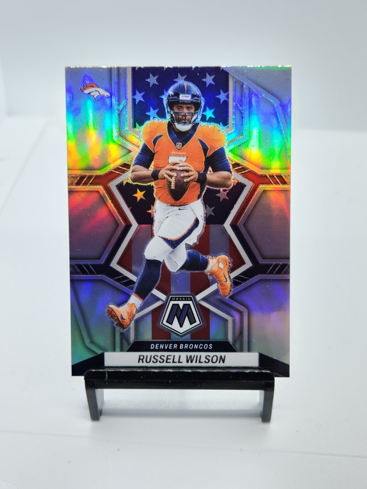 2022 Panini Mosaic Russell Wilson National Pride Silver Prizm Denver Broncos 257