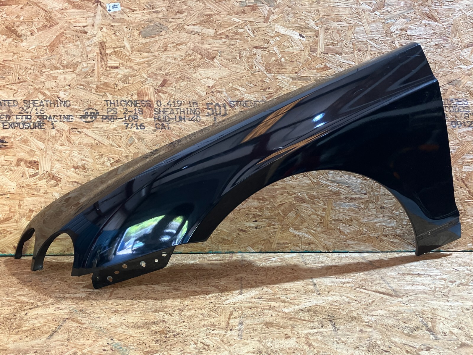 06-13 Bentley Continental Flying Spur Left Driver Side Fender LOCAL PICKUP ONLY
