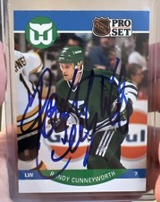 RANDY CUNNEYWORTH  SIGNED 1990 PRO SET HARTFORD WHALERS Hockey Card