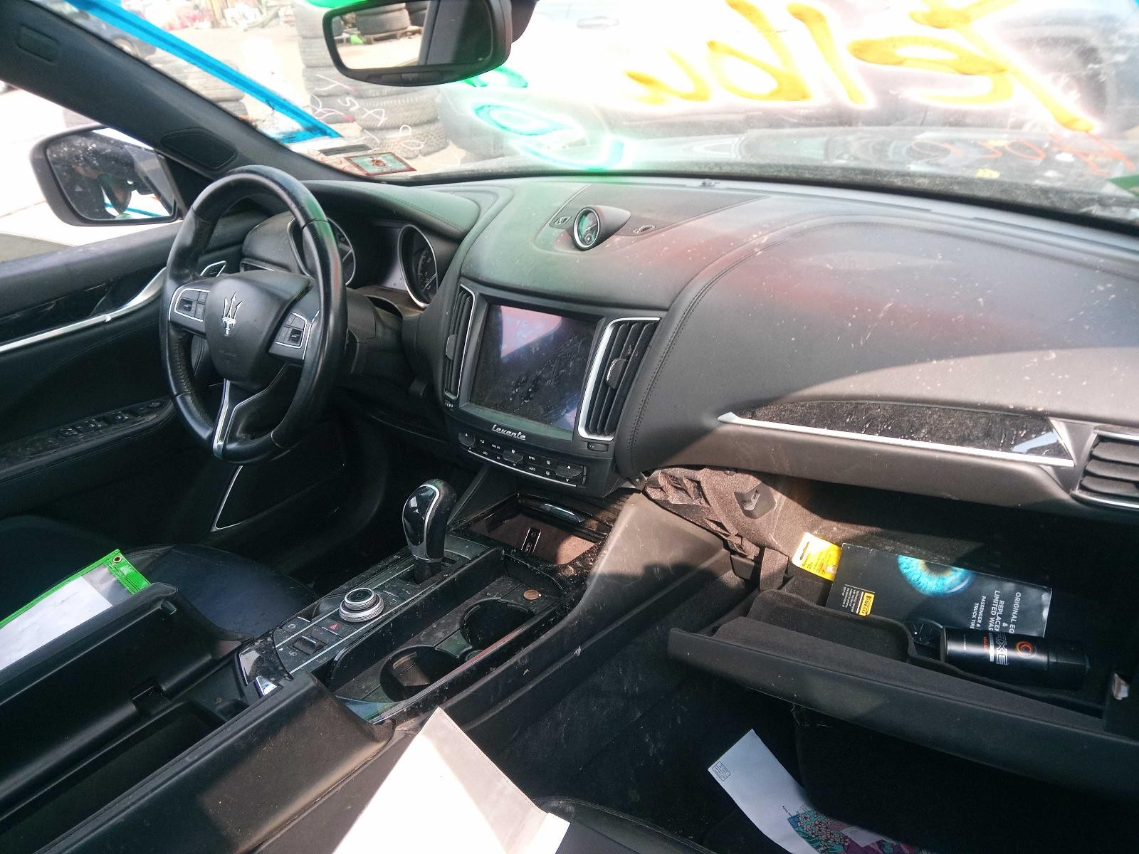 Maserati Levante 2018 Left Door panel Black