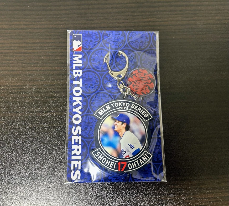 Shohei Otani LA Dodgers Rubber Keychain MLB World Tour Tokyo Series 2025Limited - Image 3 of 4
